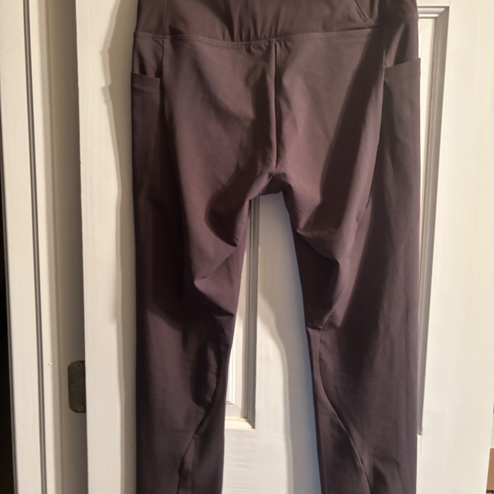 Joggers - Picture 2 of 6